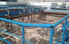 氣浮機一體化污水處理設(shè)備工作原理是怎樣的？